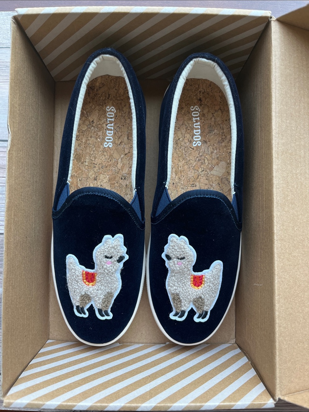 NWT Soludos Navy Velvet Llama Slip-On Shoe Size 6.5